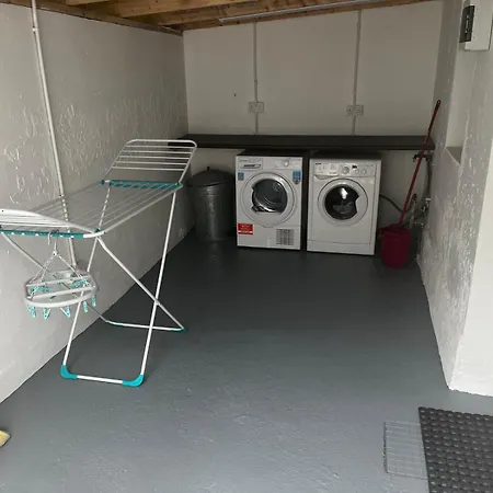 Main Street * Ballycastle (Mayo)